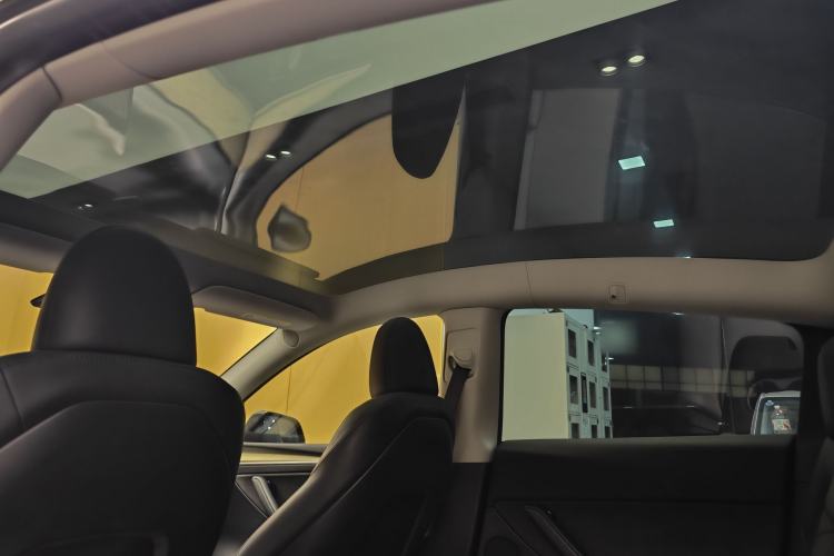 Used Tesla Model Y 2022 Revised Version Rear-Wheel Drive Headliner