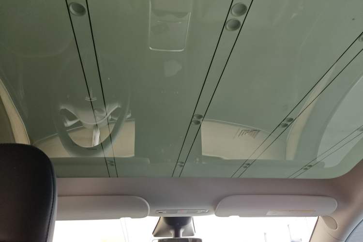 Used Tesla Model Y 2022 Revised Version Rear-Wheel Drive Headliner