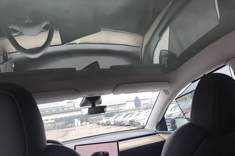 Used Tesla Model Y 2022 Revised Version Rear-Wheel Drive Headliner