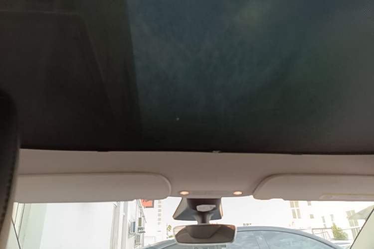 Used Tesla Model Y 2022 Revised Version Long-Range All-Wheel Drive Headliner