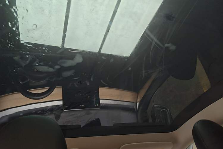 Used Tesla Model Y 2022 Revised Version Rear-Wheel Drive Headliner