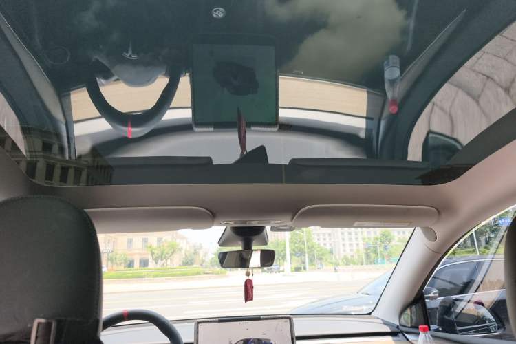 Used Tesla Model Y 2022 Revised Version Rear-Wheel Drive Headliner
