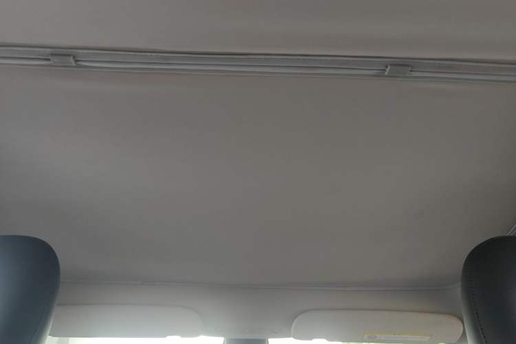 Used Tesla Model Y 2022 Revised Version Rear-Wheel Drive Headliner