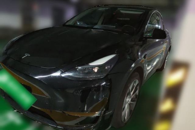 Used Tesla Model Y 2022 Long-Range All-Wheel-Drive Version