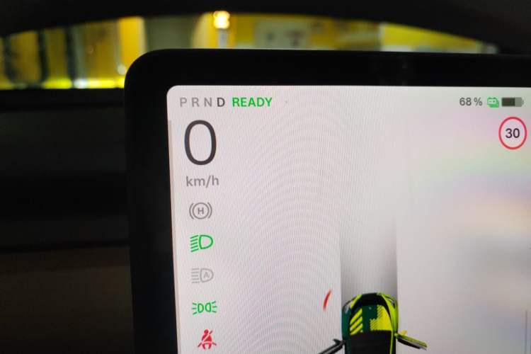 Used Tesla Model Y 2022 Revised Version Rear-Wheel Drive Instrument Cluster
