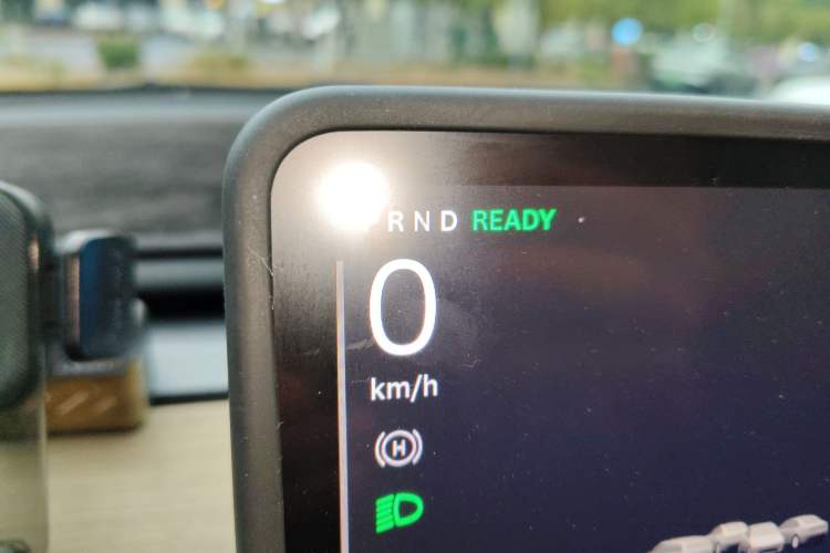 Used Tesla Model Y 2022 Revised Version Rear-Wheel Drive Instrument Cluster