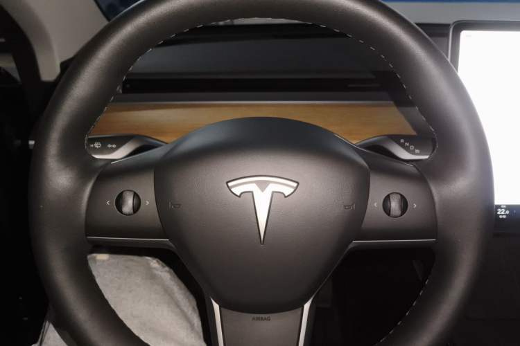 Used Tesla Model Y 2022 Rear-Wheel-Drive Version Instrument Cluster