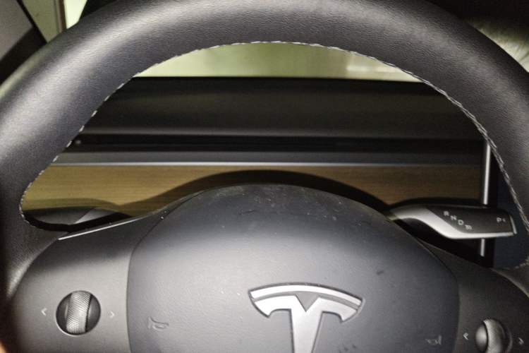 Used Tesla Model Y 2022 Revised Version Rear-Wheel Drive Instrument Cluster