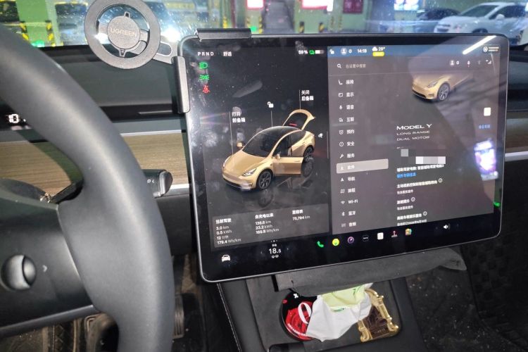 Used Tesla Model Y 2022 Long-Range All-Wheel-Drive Version Instrument Cluster