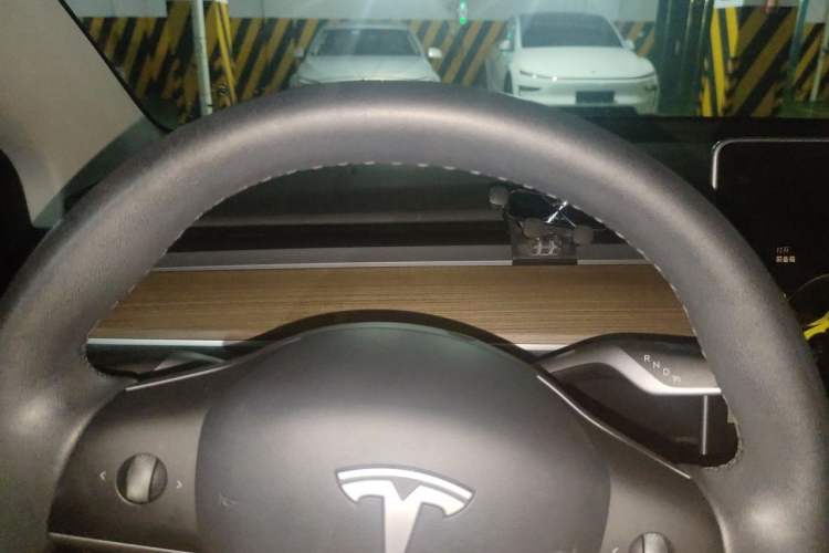 Used Tesla Model Y 2022 Long-Range All-Wheel-Drive Version Instrument Cluster