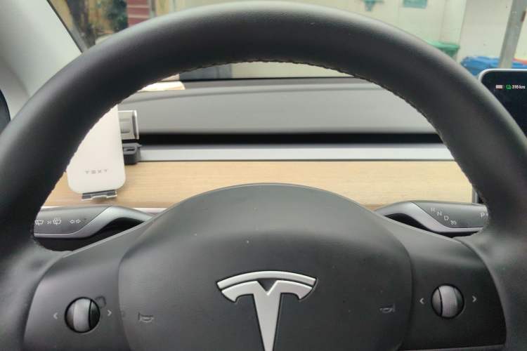 Used Tesla Model Y 2022 Revised Version Rear-Wheel Drive Instrument Cluster