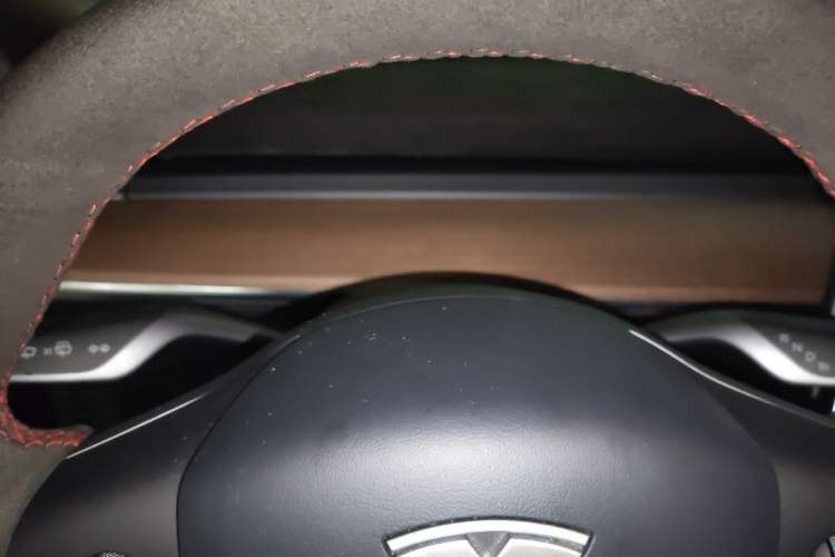 Used Tesla Model Y 2022 Long-Range All-Wheel-Drive Version Instrument Cluster