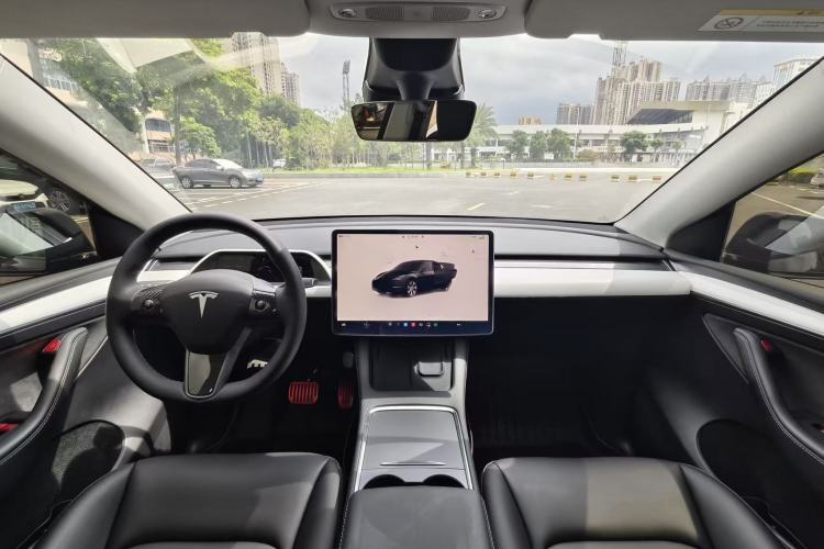 Used Tesla Model Y 2022 Rear-Wheel-Drive Version Interior 1