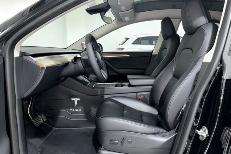 Used Tesla Model Y 2022 Revised Version Rear-Wheel Drive Interior 1