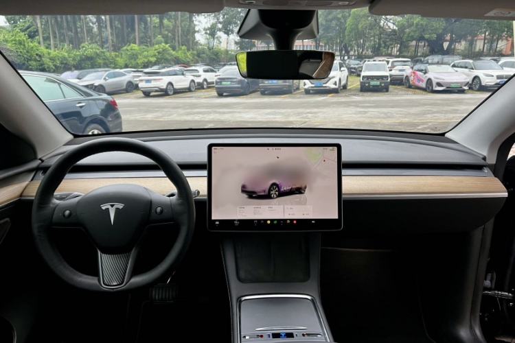 Used Tesla Model Y 2022 Rear-Wheel-Drive Version Interior 1