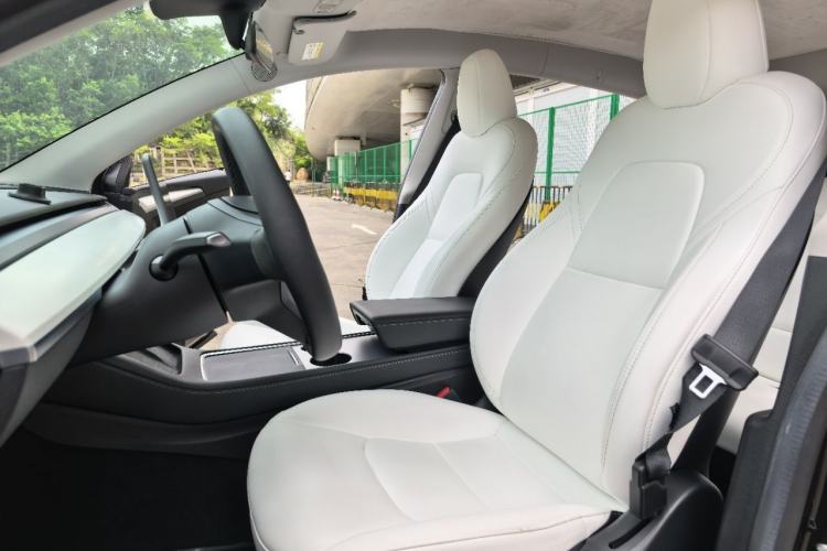 Used Tesla Model Y 2022 Revised Version Rear-Wheel Drive Interior 1