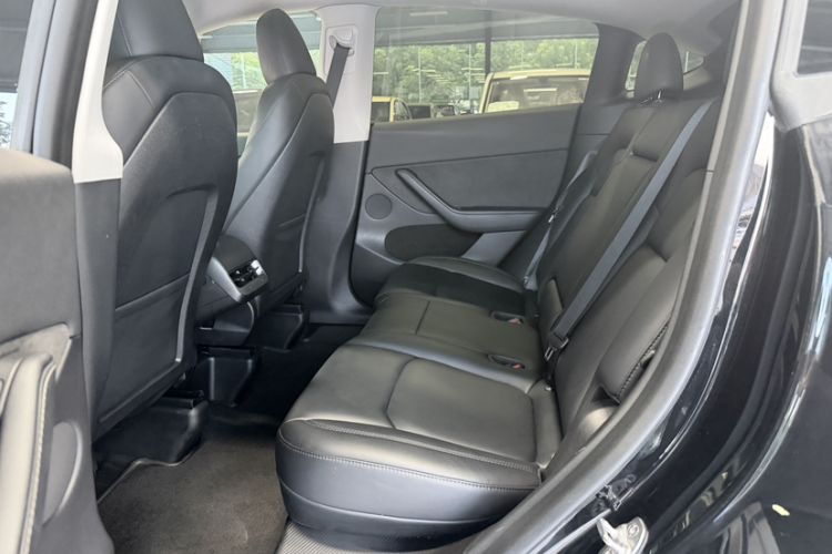 Used Tesla Model Y 2022 Revised Version Rear-Wheel Drive Interior 1