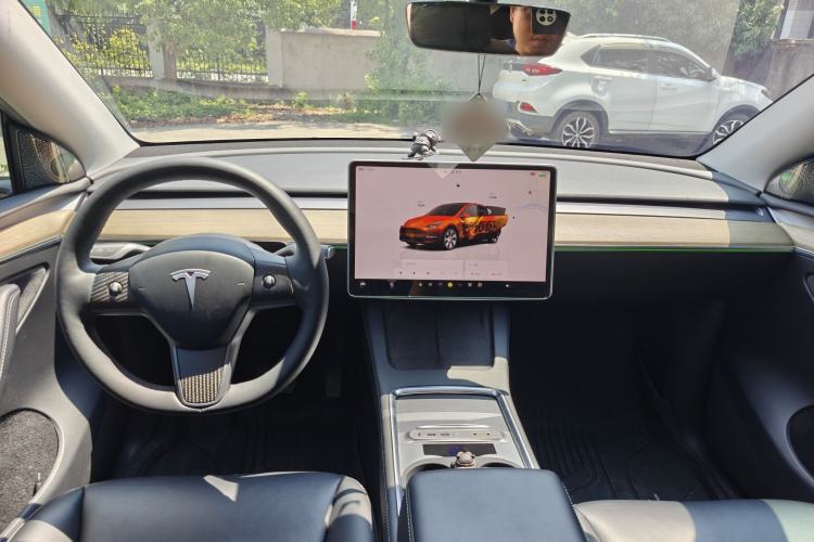 Used Tesla Model Y 2022 Revised Version Rear-Wheel Drive Interior 1