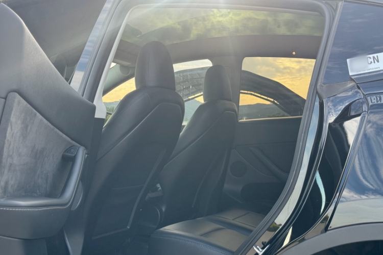 Used Tesla Model Y 2022 Revised Version Rear-Wheel Drive Interior 1
