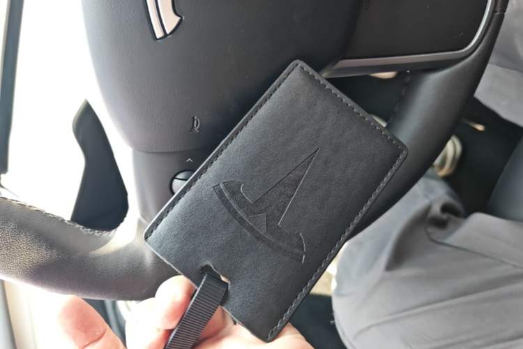 Used Tesla Model Y 2022 Rear-Wheel-Drive Version Interior 1