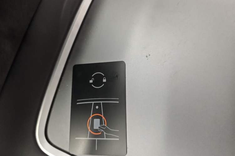Used Tesla Model Y 2022 Rear-Wheel-Drive Version Interior 1