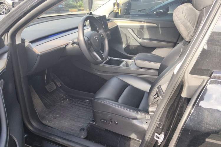 Used Tesla Model Y 2022 Revised Version Rear-Wheel Drive Interior 1