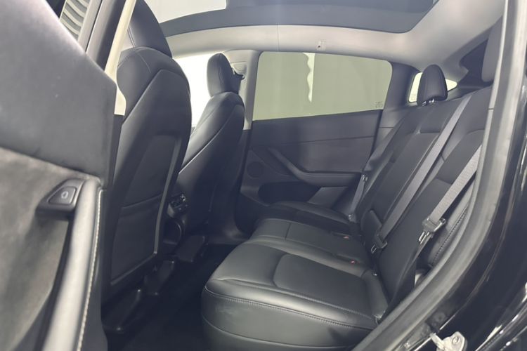 Used Tesla Model Y 2022 Revised Version Rear-Wheel Drive Interior 1