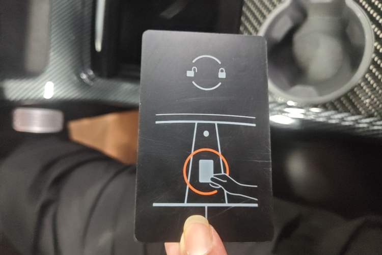 Used Tesla Model Y 2022 Long-Range All-Wheel-Drive Version Interior 1