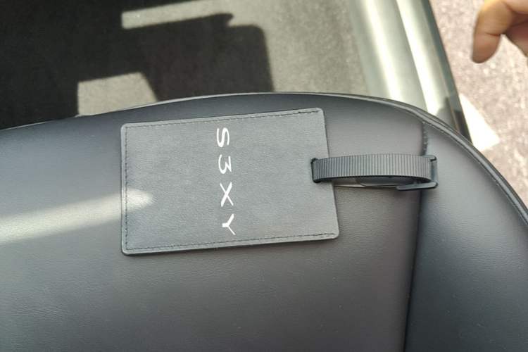 Used Tesla Model Y 2022 Rear-Wheel-Drive Version Interior 1