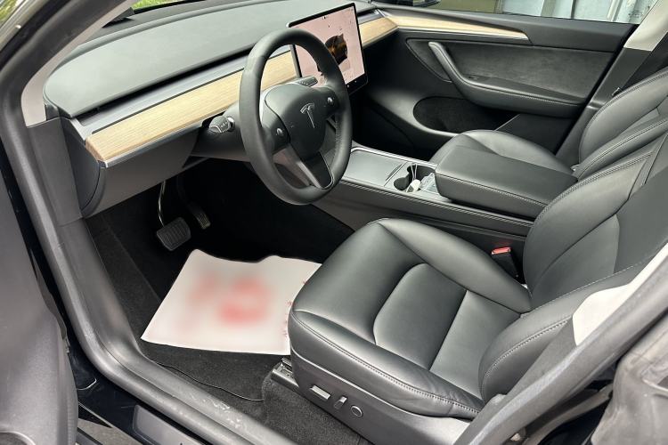 Used Tesla Model Y 2022 Revised Version Rear-Wheel Drive Interior 1