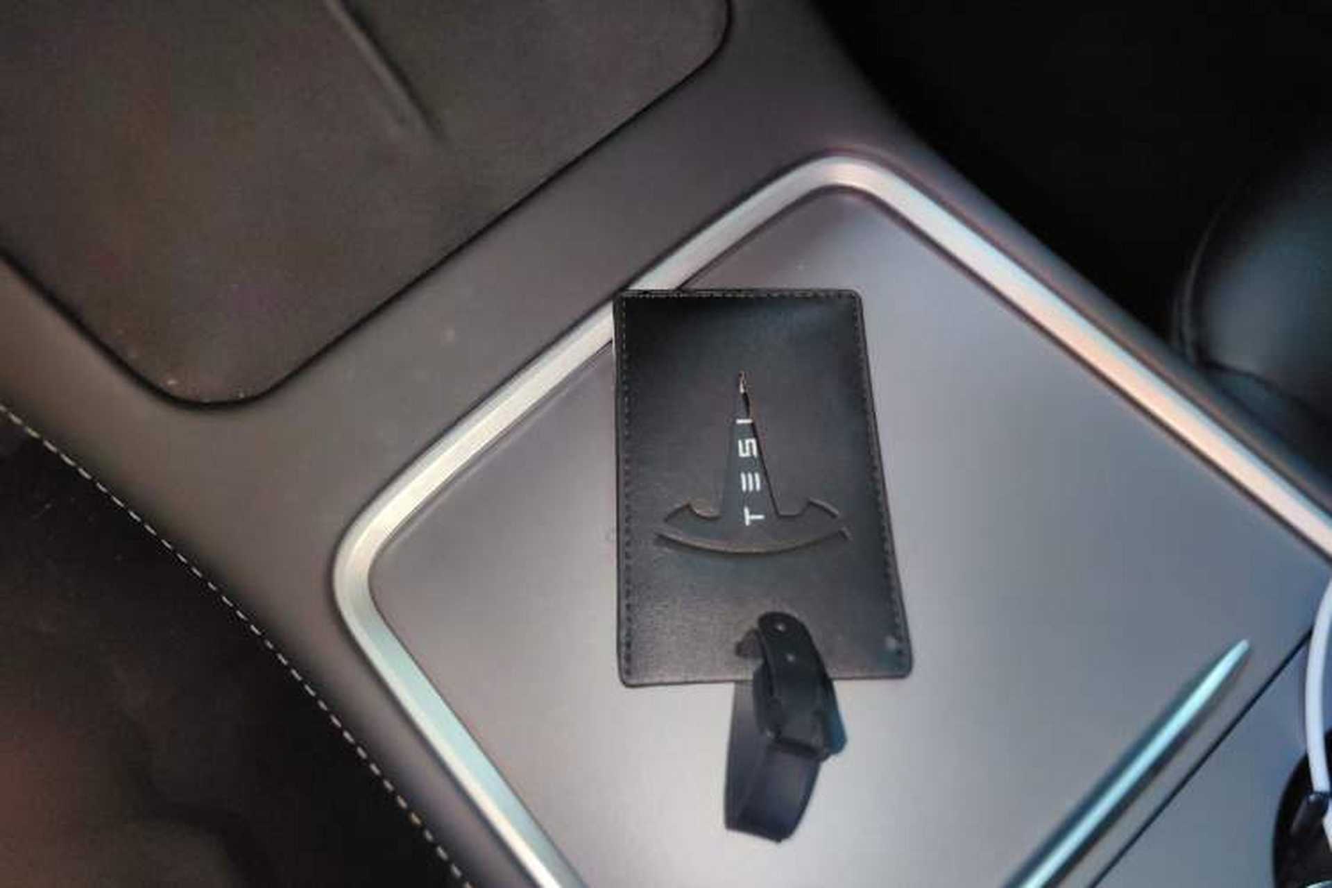 Used Tesla Model Y 2022 Rear-Wheel-Drive Version Interior 1