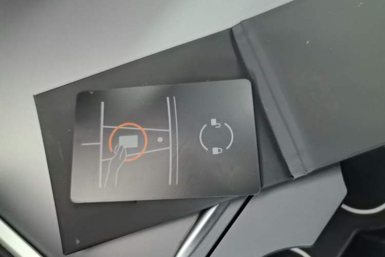 Used Tesla Model Y 2022 Performance High-Performance All-Wheel-Drive Version Interior 1