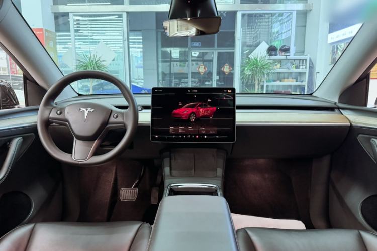 Used Tesla Model Y 2022 Revised Version Rear-Wheel Drive Interior 1