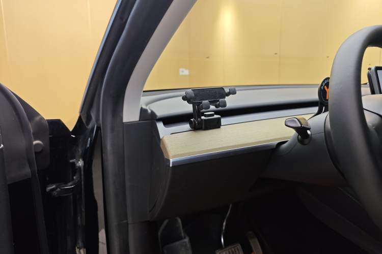 Used Tesla Model Y 2022 Revised Version Rear-Wheel Drive Interior 11