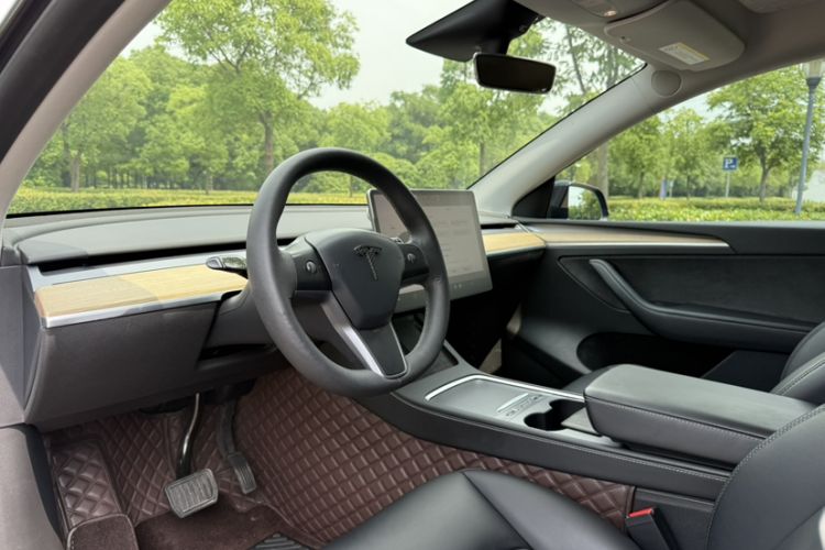 Used Tesla Model Y 2022 Revised Version Rear-Wheel Drive Interior 11