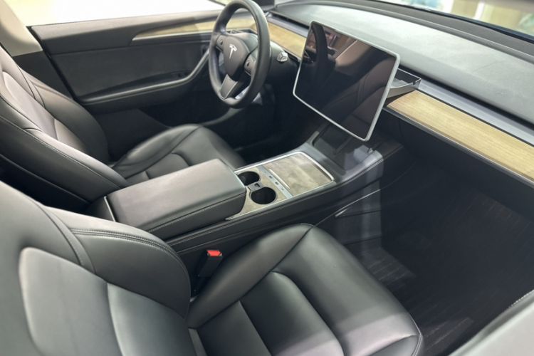 Used Tesla Model Y 2022 Revised Version Rear-Wheel Drive Interior 11