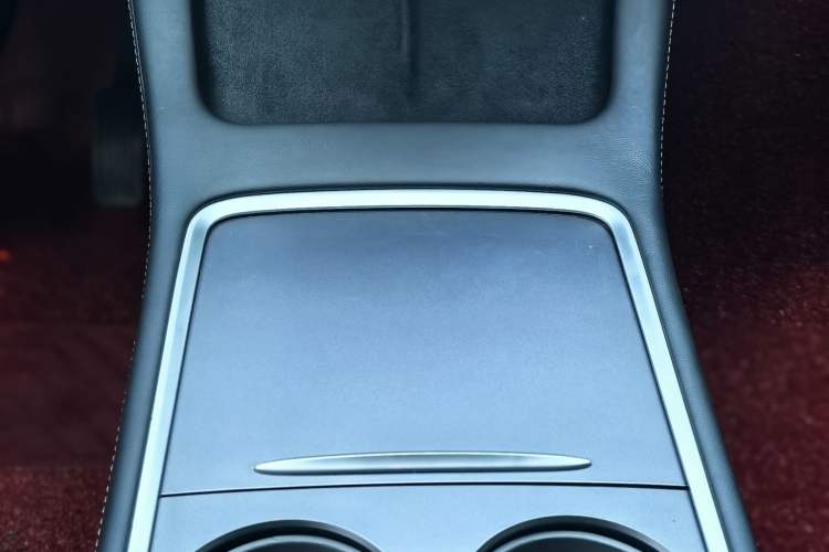 Used Tesla Model Y 2022 Revised Version Rear-Wheel Drive Interior 12