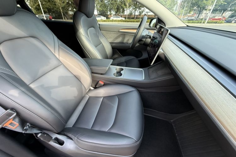 Used Tesla Model Y 2022 Revised Version Rear-Wheel Drive Interior 12