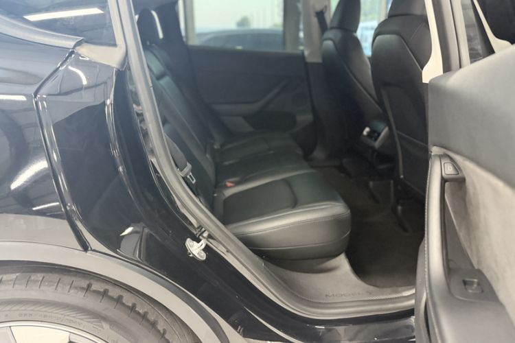 Used Tesla Model Y 2022 Revised Version Rear-Wheel Drive Interior 2