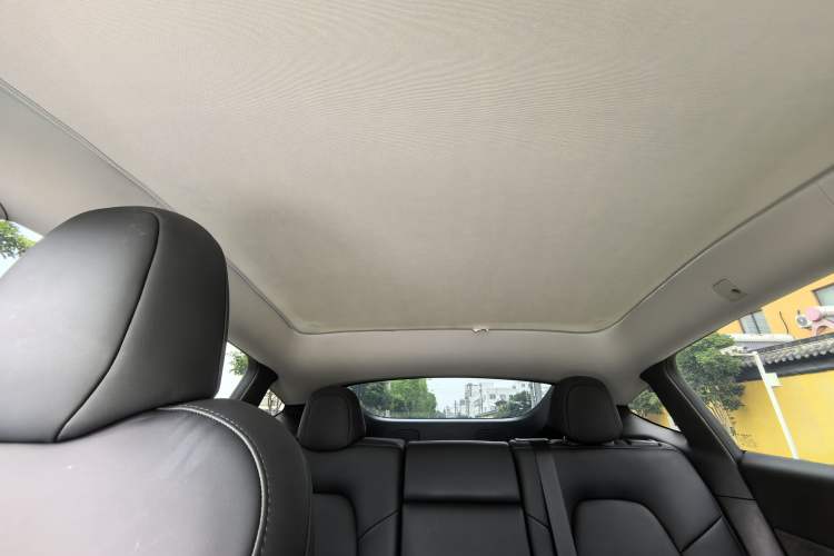 Used Tesla Model Y 2022 Revised Version Rear-Wheel Drive Interior 2