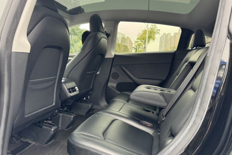 Used Tesla Model Y 2022 Revised Version Rear-Wheel Drive Interior 2