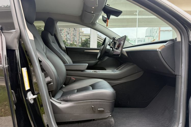 Used Tesla Model Y 2022 Revised Version Rear-Wheel Drive Interior 2