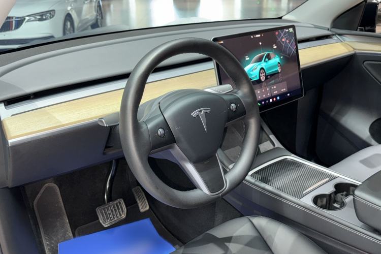 Used Tesla Model Y 2022 Revised Version Rear-Wheel Drive Interior 2