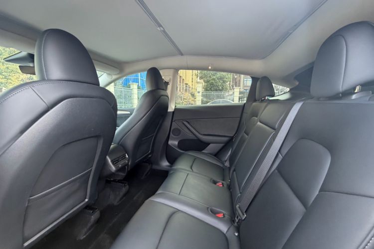 Used Tesla Model Y 2022 Revised Version Rear-Wheel Drive Interior 2