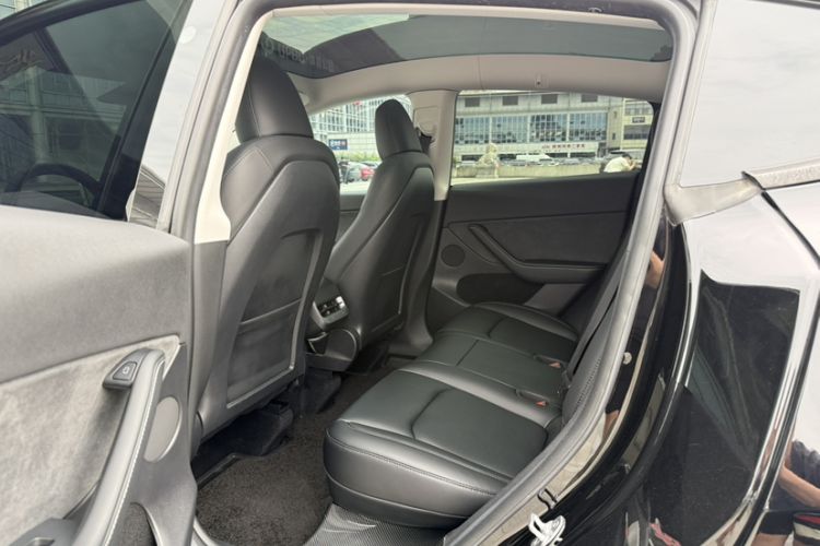 Used Tesla Model Y 2022 Revised Version Rear-Wheel Drive Interior 2