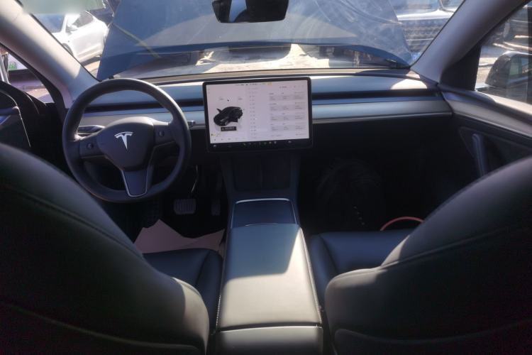 Used Tesla Model Y 2022 Revised Version Rear-Wheel Drive Interior 2