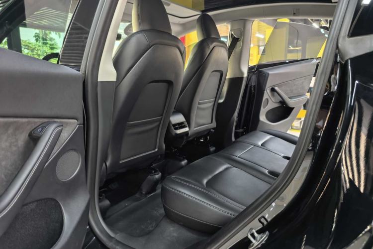 Used Tesla Model Y 2022 Revised Version Rear-Wheel Drive Interior 2