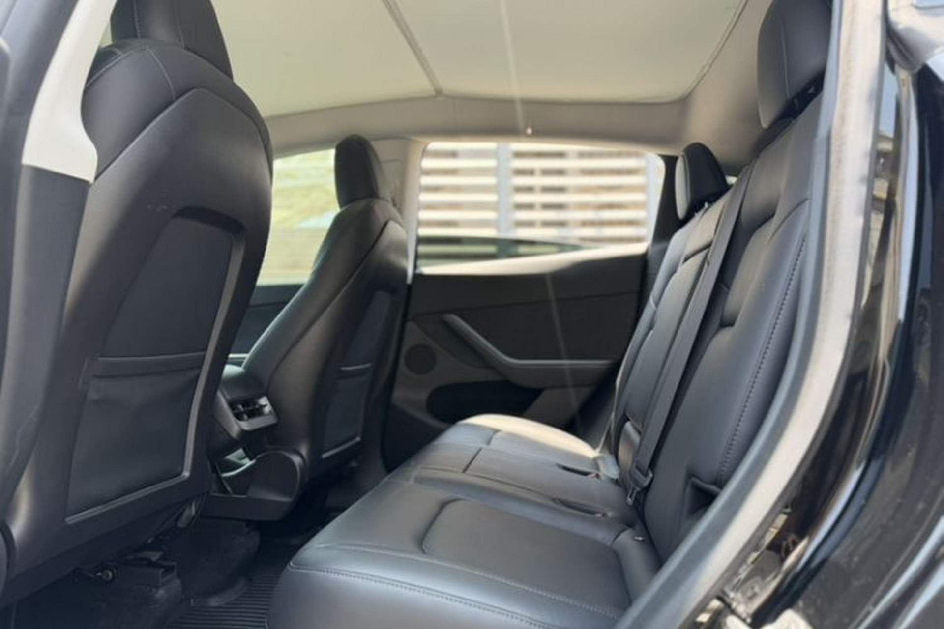 Used Tesla Model Y 2022 Rear-Wheel-Drive Version Interior 2