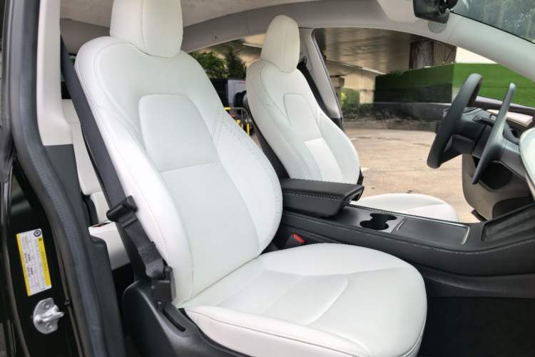 Used Tesla Model Y 2022 Revised Version Rear-Wheel Drive Interior 3