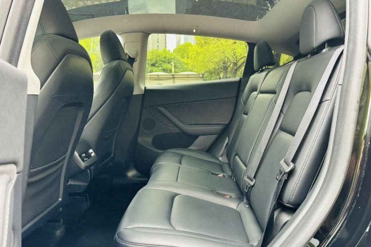 Used Tesla Model Y 2022 Revised Version Rear-Wheel Drive Interior 3